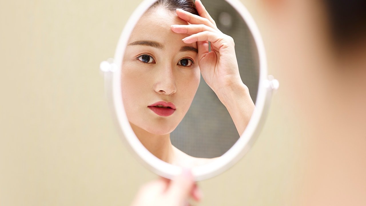 Loreal Paris BMAG Article How To Help Manage Acne Prone Skin D